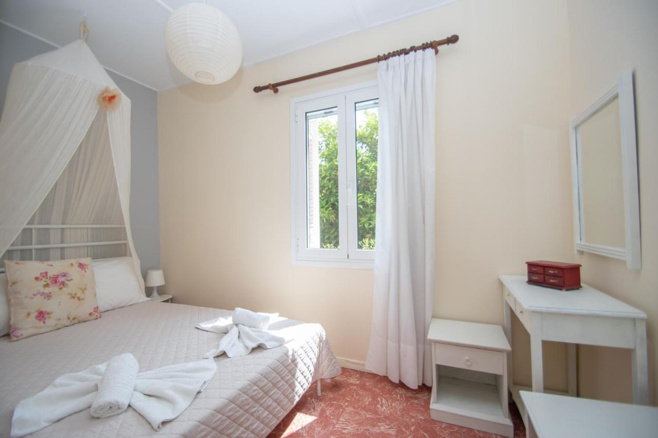 Doras Beach Bungalow B By "Elite" Plános Eksteriør bilde